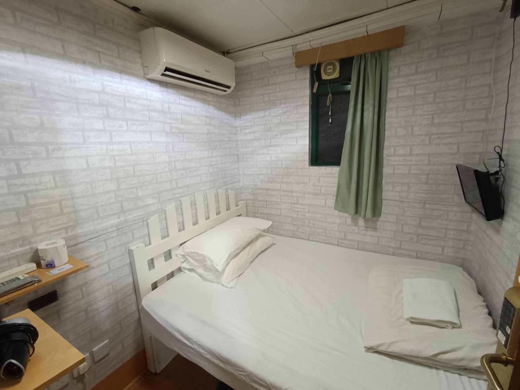Cozy Inn Jordan Station Хонконг Екстериор снимка