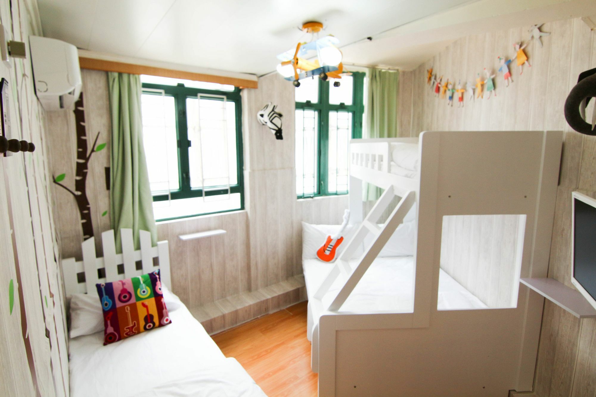 Cozy Inn Jordan Station Хонконг Екстериор снимка